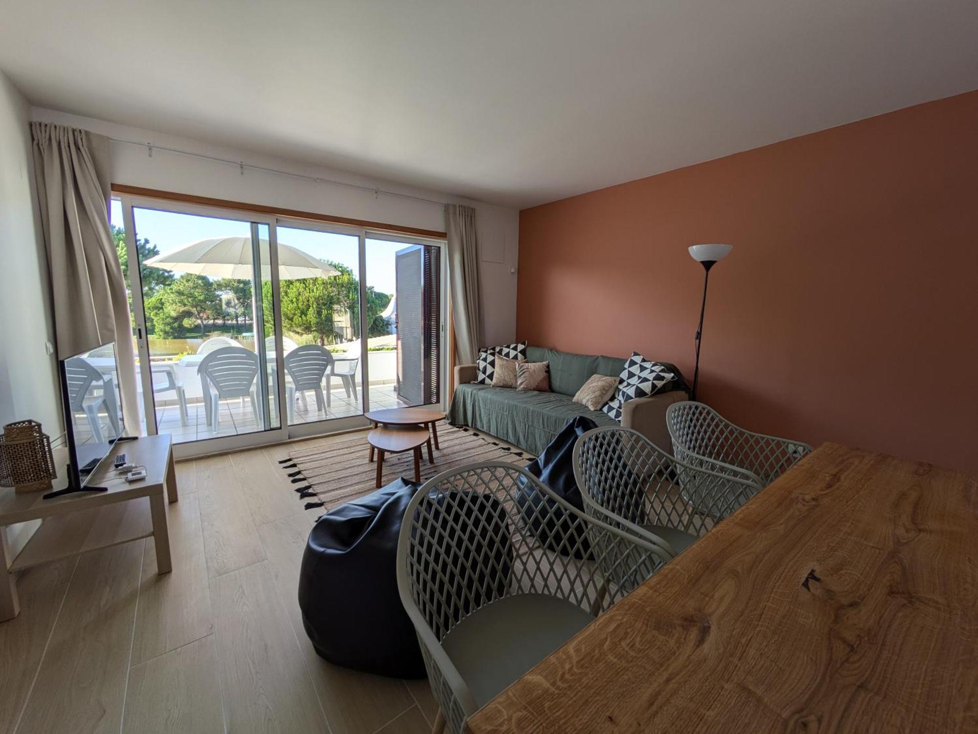 Private Lake Condo Apartment - טרואיה מראה חיצוני תמונה